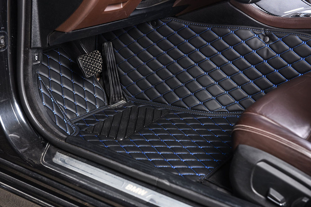 Low Cost Black and Blue Stitching Luxury Leather Diamond Car Mats